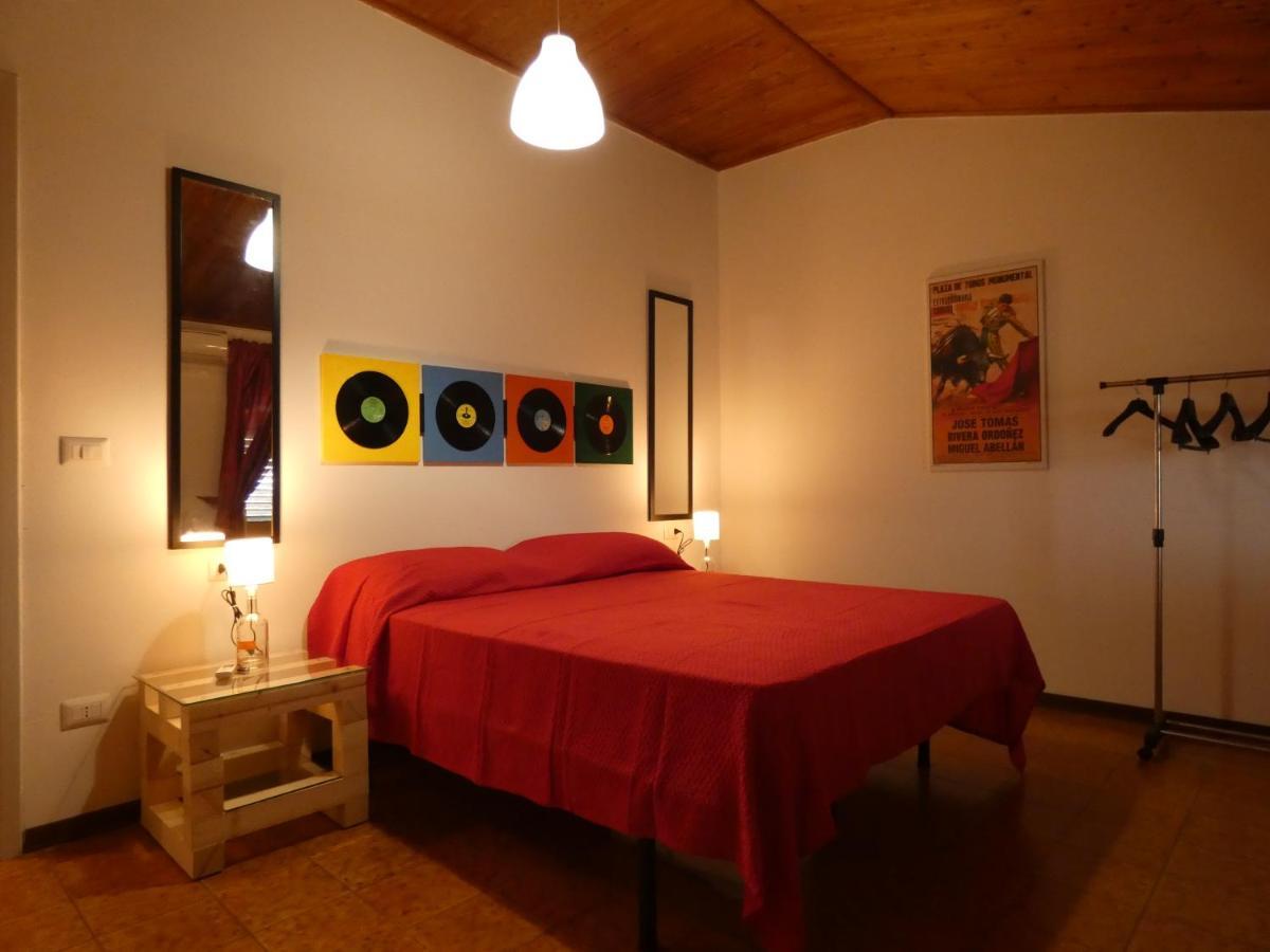 Holiday House Leilighet Santa Severina Eksteriør bilde